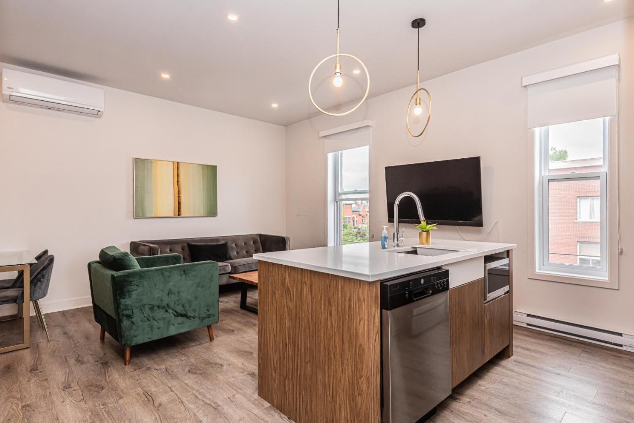 2 Bedroom Luxury In The Mile End By Den Stays Montréal Extérieur photo