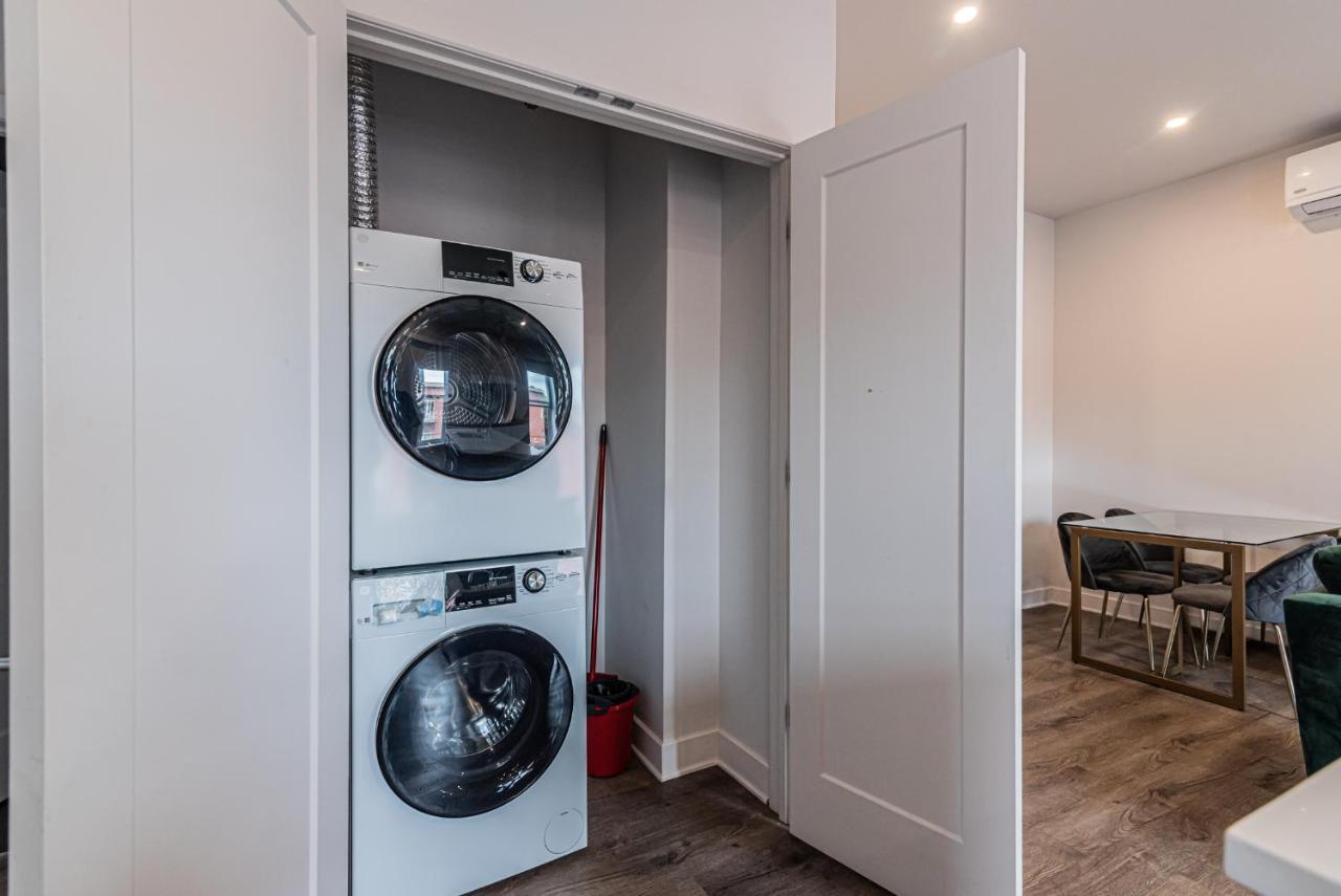 2 Bedroom Luxury In The Mile End By Den Stays Montréal Extérieur photo